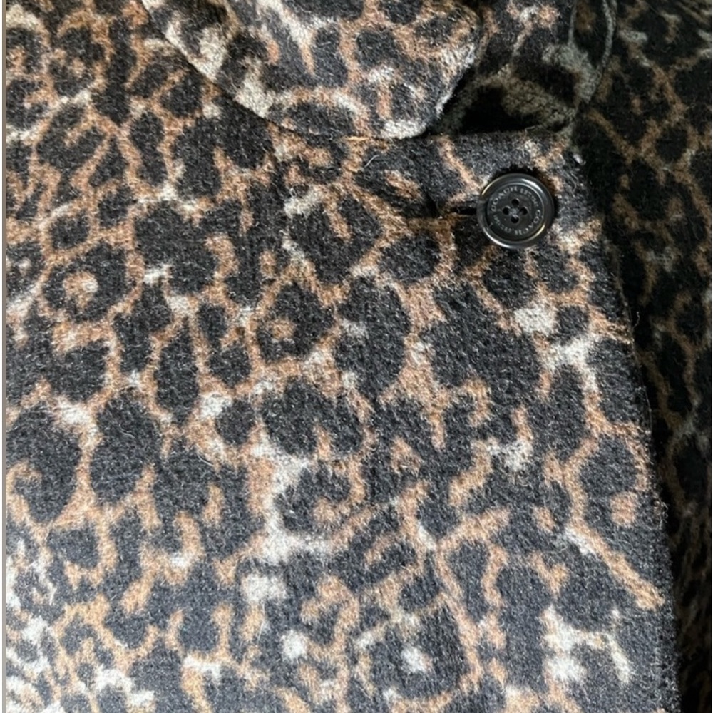 Coach. - Picture 8 of 8